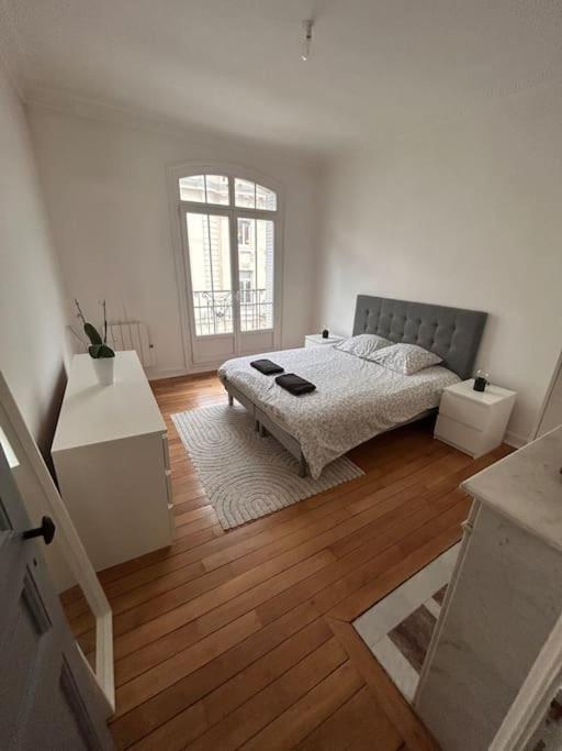 * Le Cathedrale * Apartamento Reims Exterior foto